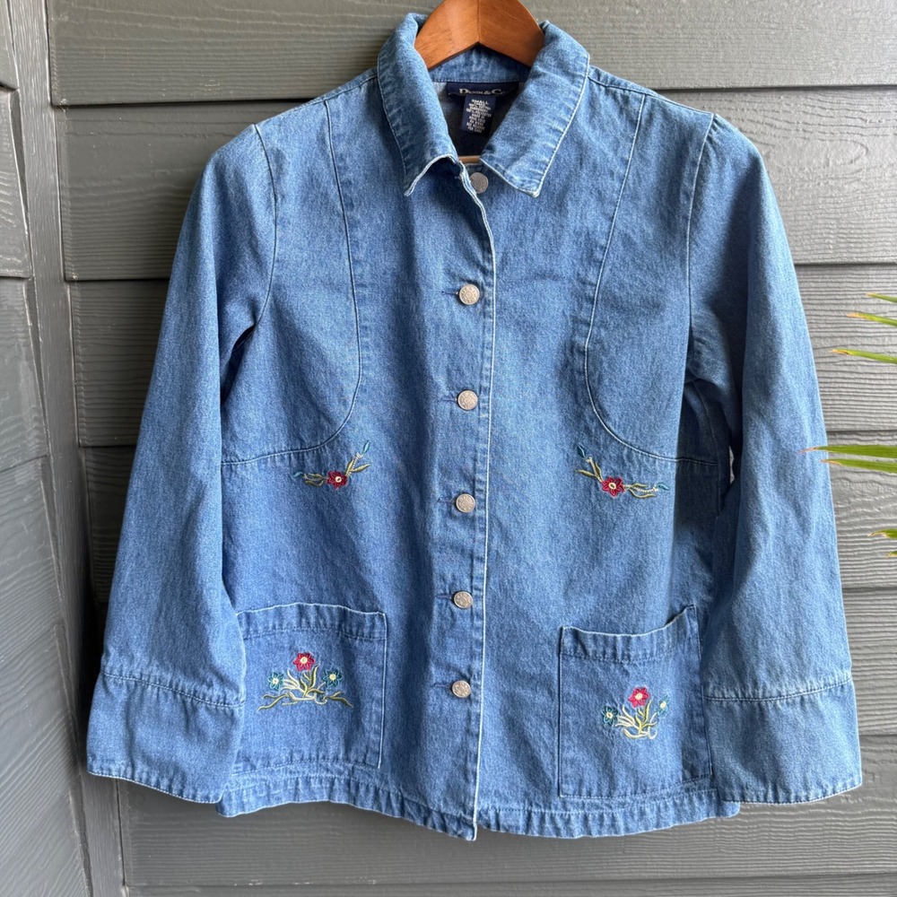 Denim & Co Embroidered Denim Jacket Floral Cotton Button Front Small Blue